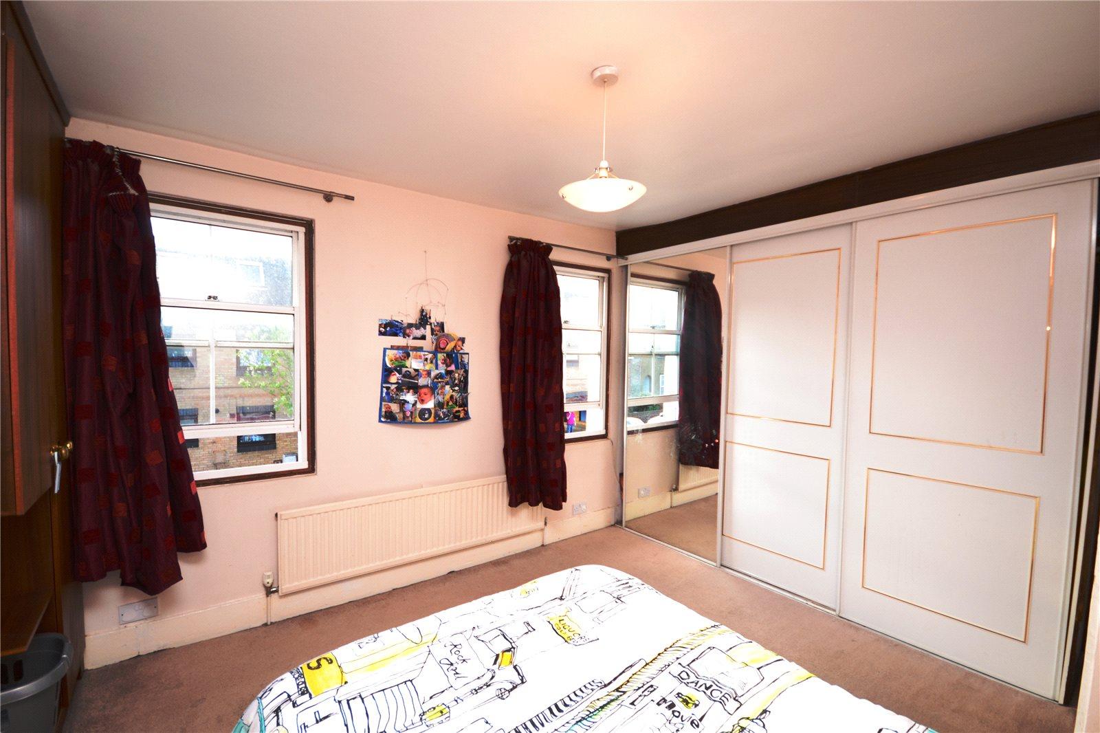 2 bedroom Terraced House to rent - Martyn Gerrard