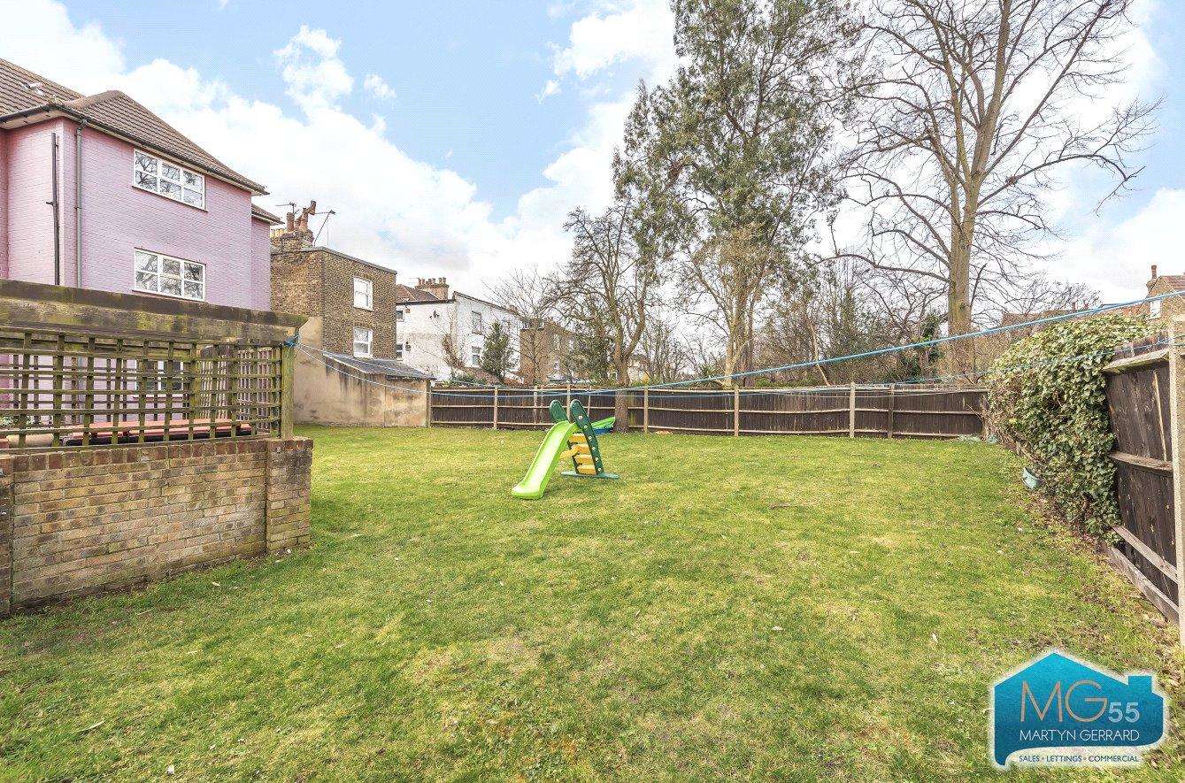1 bedroom Apartment to rent - Martyn Gerrard