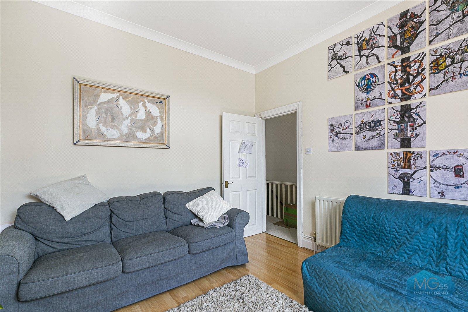 3 bedroom Maisonette to rent - Martyn Gerrard