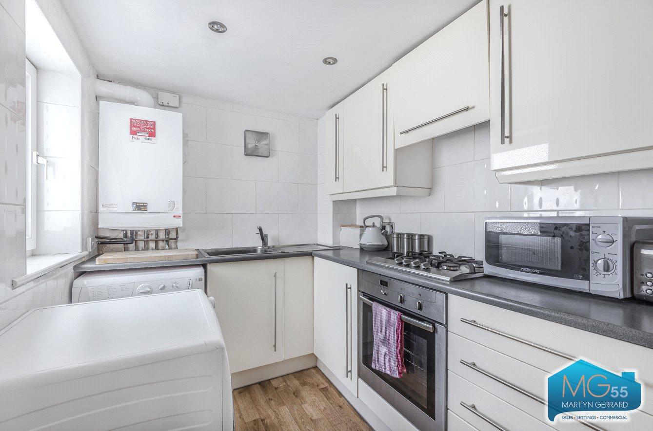 1 bedroom Apartment to rent - Martyn Gerrard