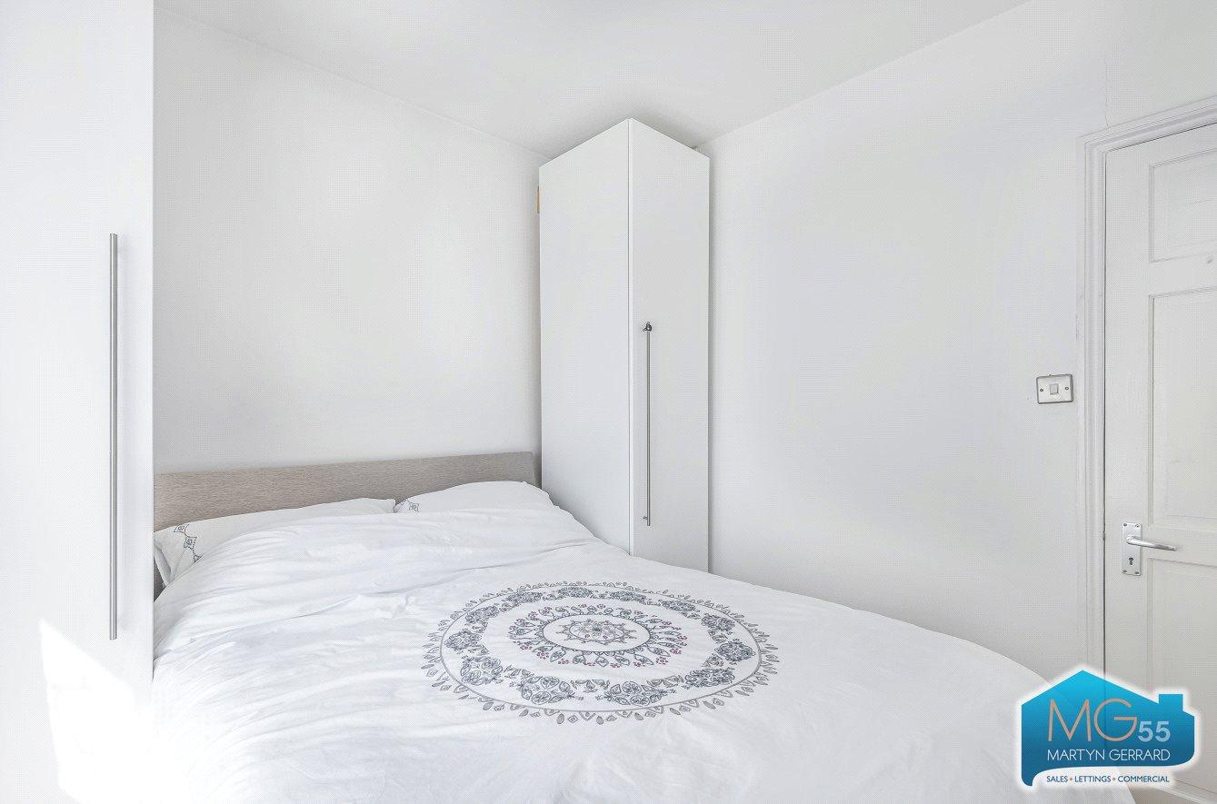 1 bedroom Apartment to rent - Martyn Gerrard
