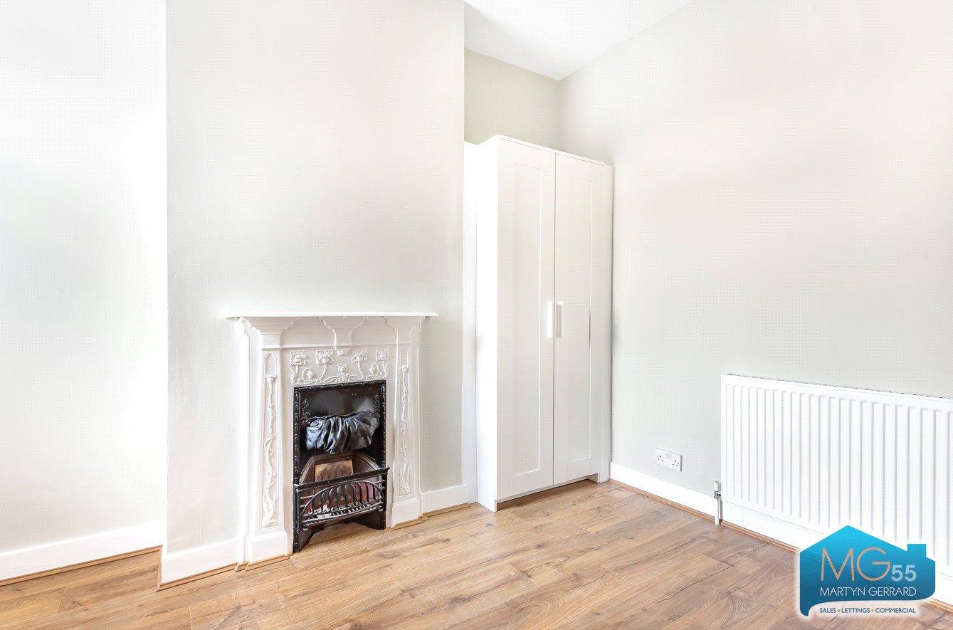 1 bedroom Apartment to rent - Martyn Gerrard