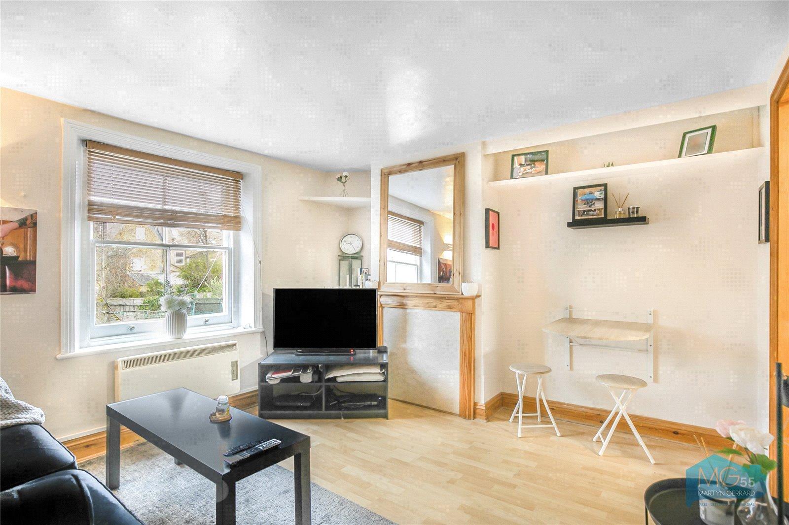 1 bedroom Apartment to rent - Martyn Gerrard