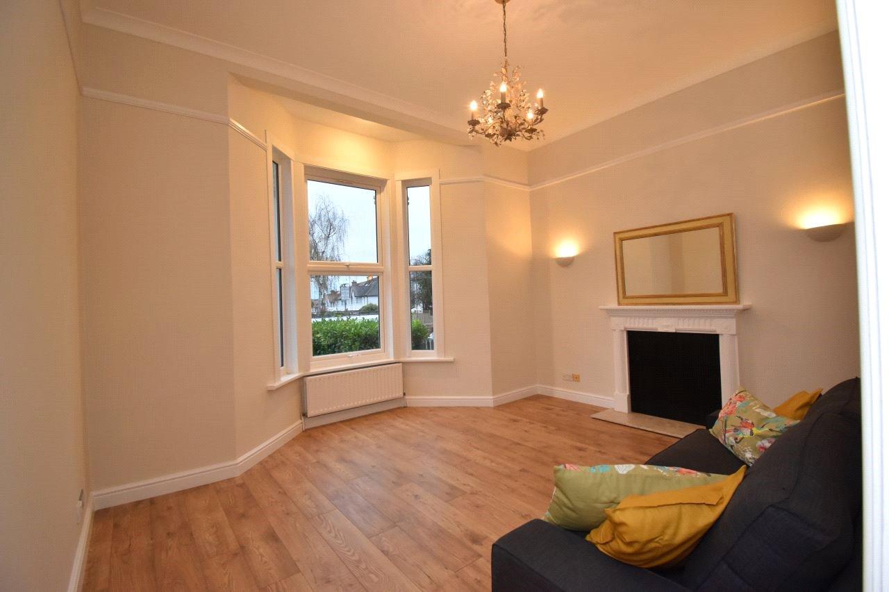 1 bedroom Ground Floor Flat to rent - Martyn Gerrard