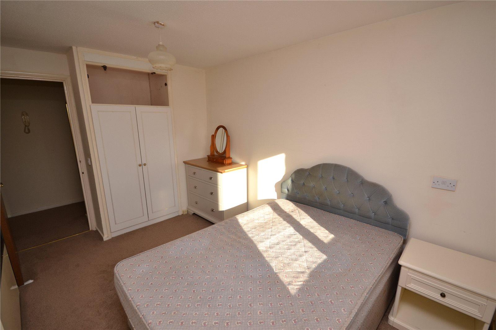 2 bedroom Apartment to rent - Martyn Gerrard