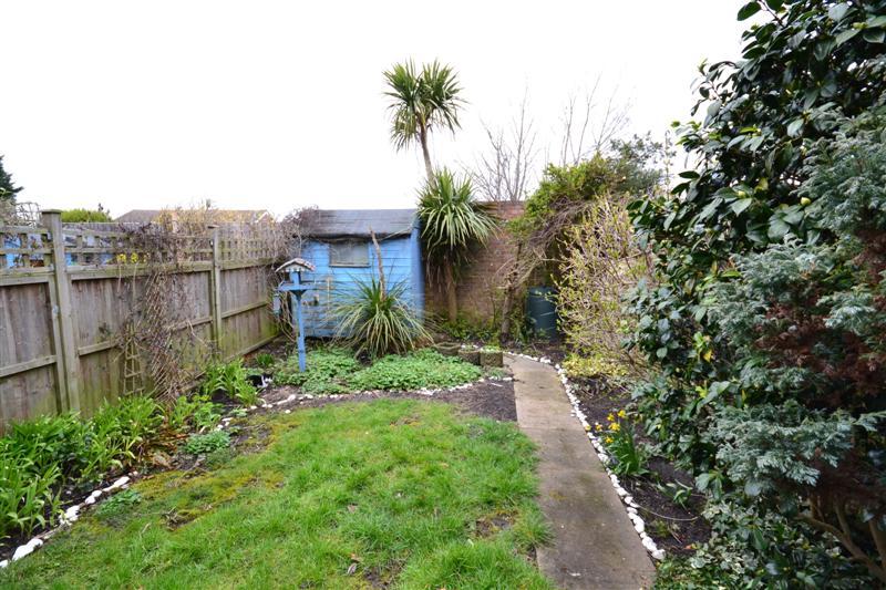 2 bedroom House to rent - Martyn Gerrard