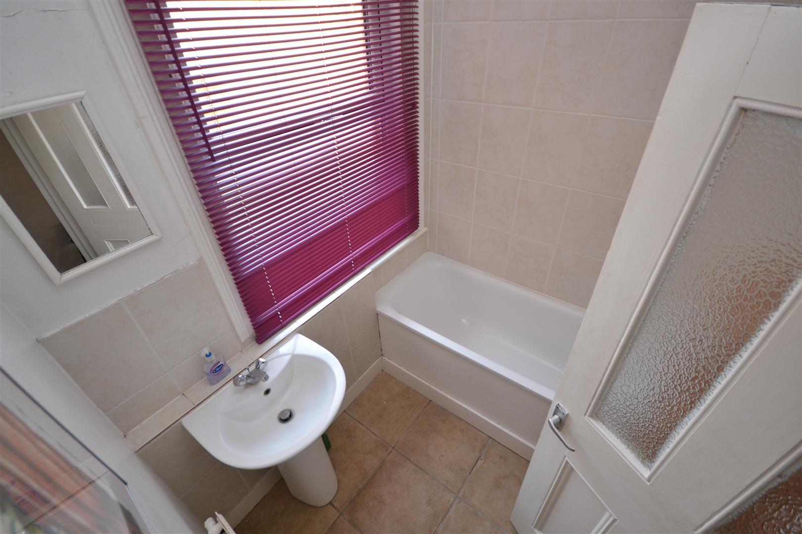 3 bedroom Apartment to rent - Martyn Gerrard