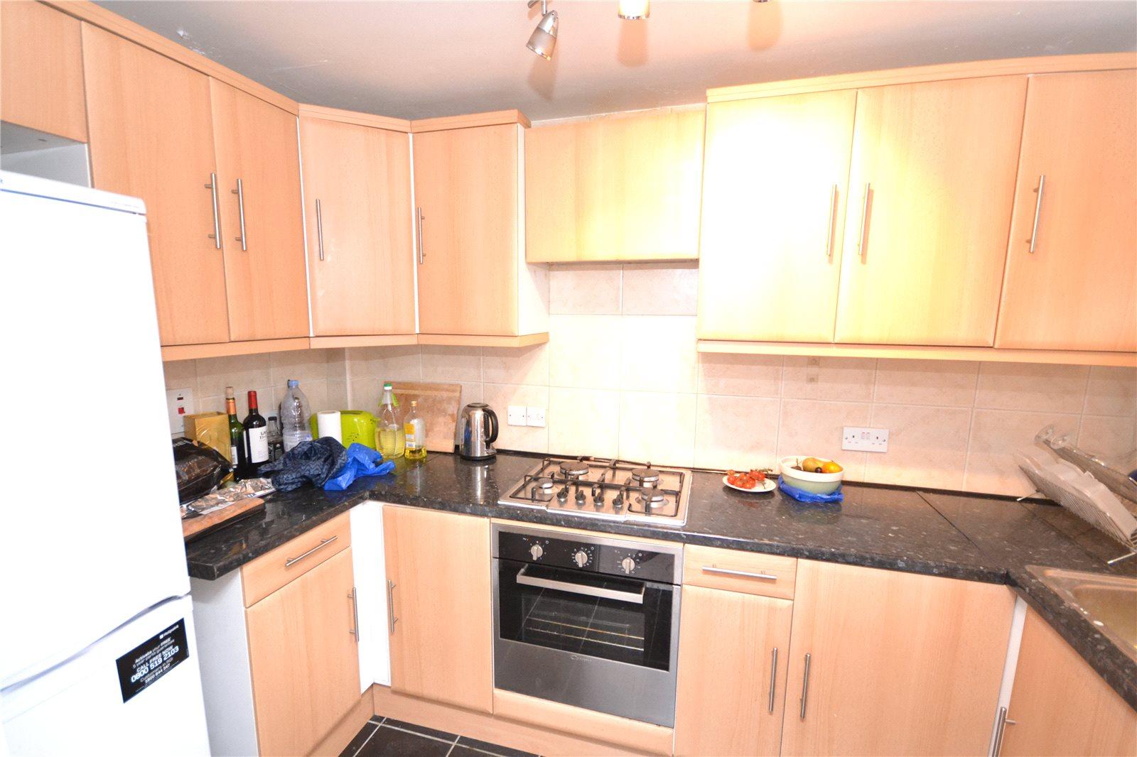1 bedroom Ground Floor Flat to rent - Martyn Gerrard