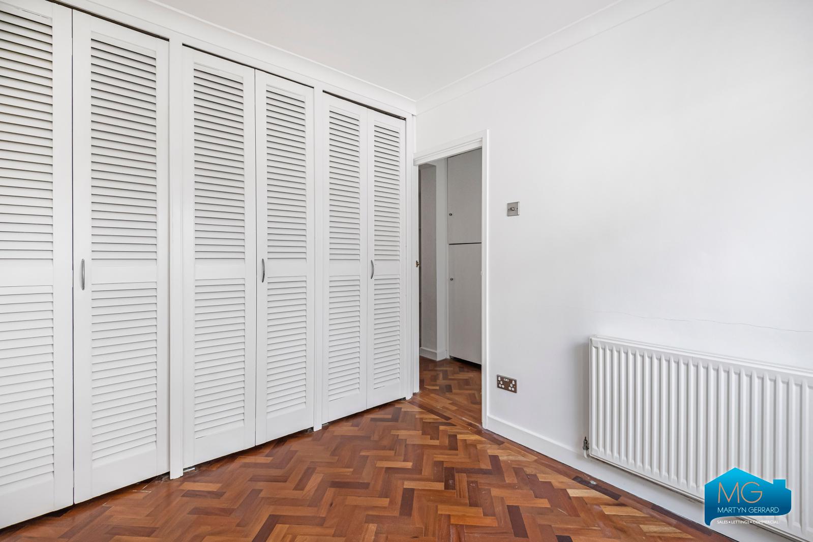 2 bedroom Ground Floor Flat to rent - Martyn Gerrard