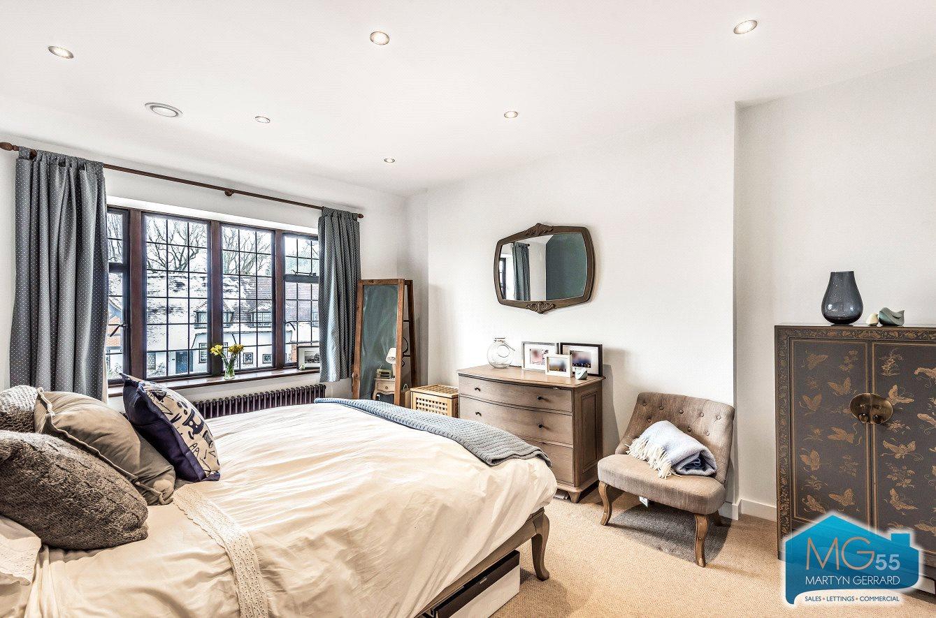 3 bedroom Apartment to rent - Martyn Gerrard