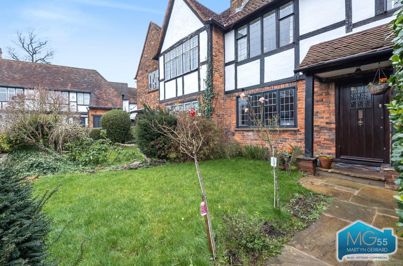 3 bedroom Apartment to rent - Martyn Gerrard