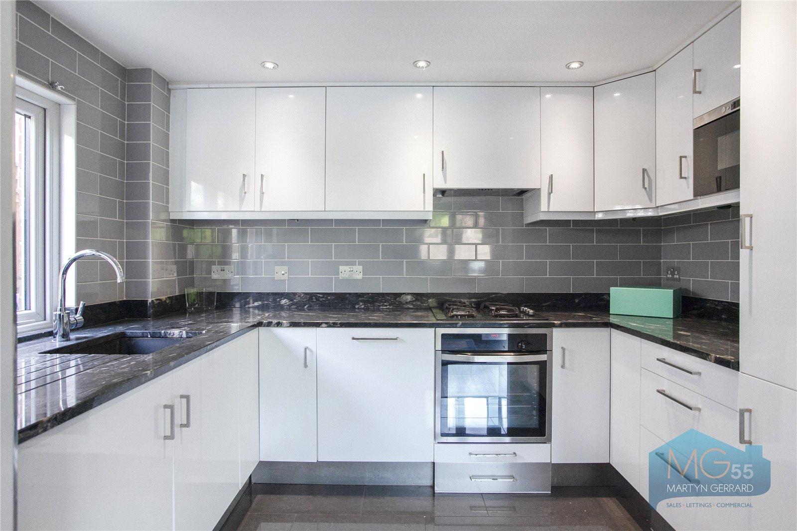 2 bedroom Apartment to rent - Martyn Gerrard
