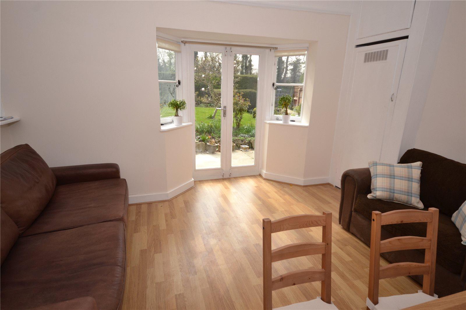 3 bedroom End of Terrace House to rent - Martyn Gerrard