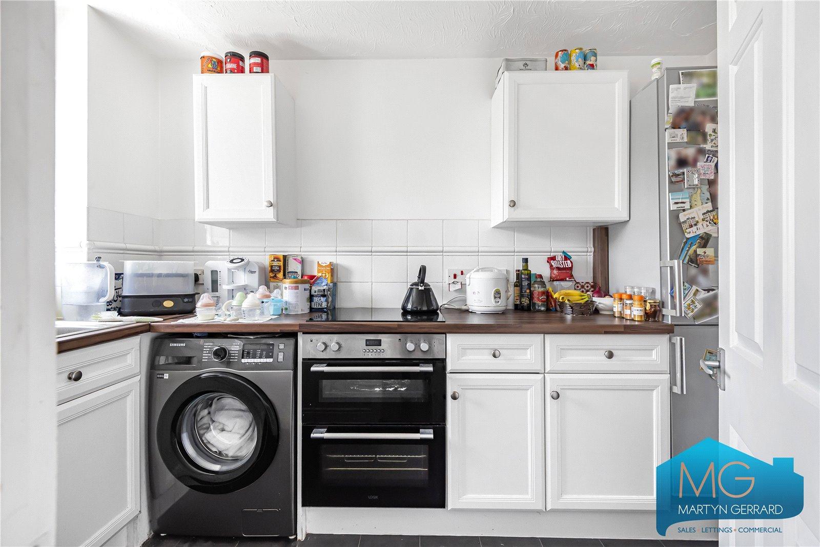 1 bedroom Apartment for sale - Martyn Gerrard