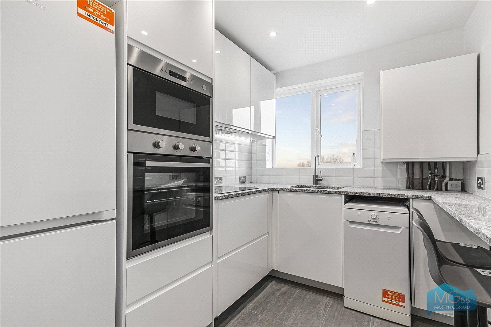 1 bedroom Apartment to rent - Martyn Gerrard