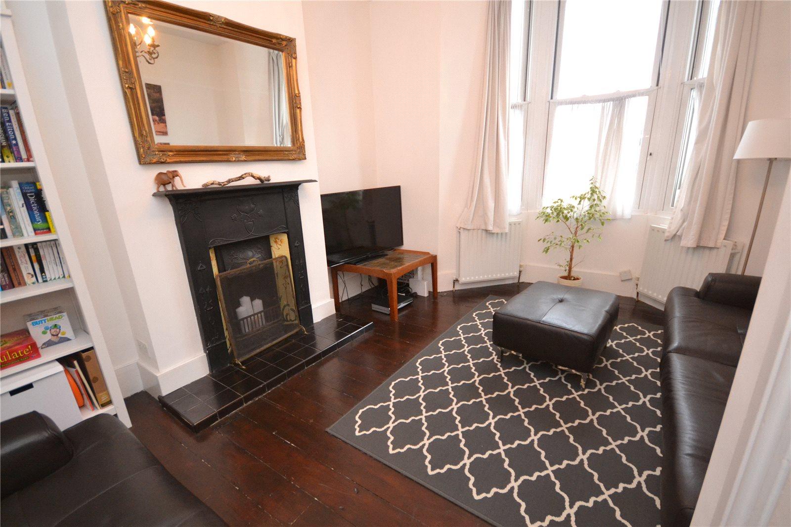 1 bedroom Apartment to rent - Martyn Gerrard