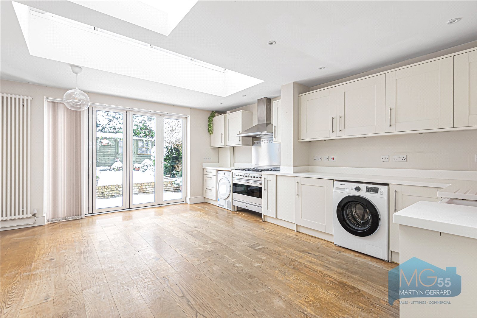 5 bedroom Terraced House for sale - Martyn Gerrard