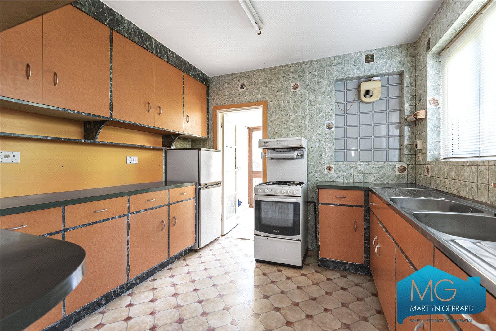 3 bedroom Semi-Detached House for sale - Martyn Gerrard