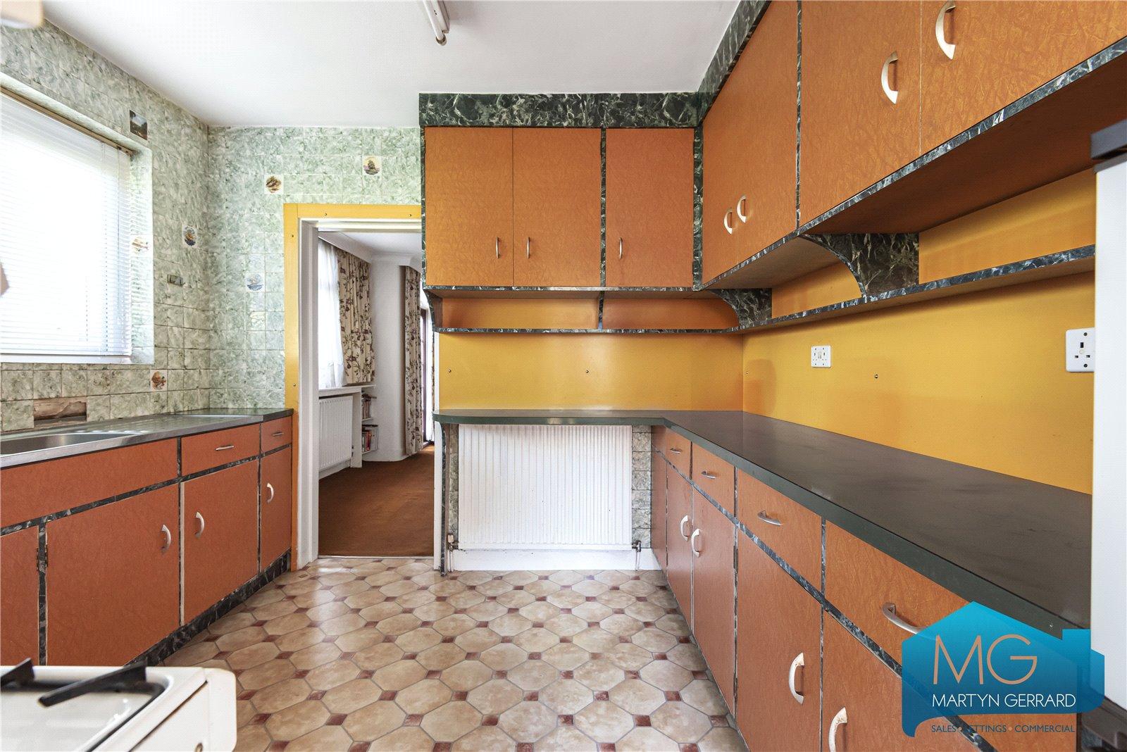 3 bedroom Semi-Detached House for sale - Martyn Gerrard