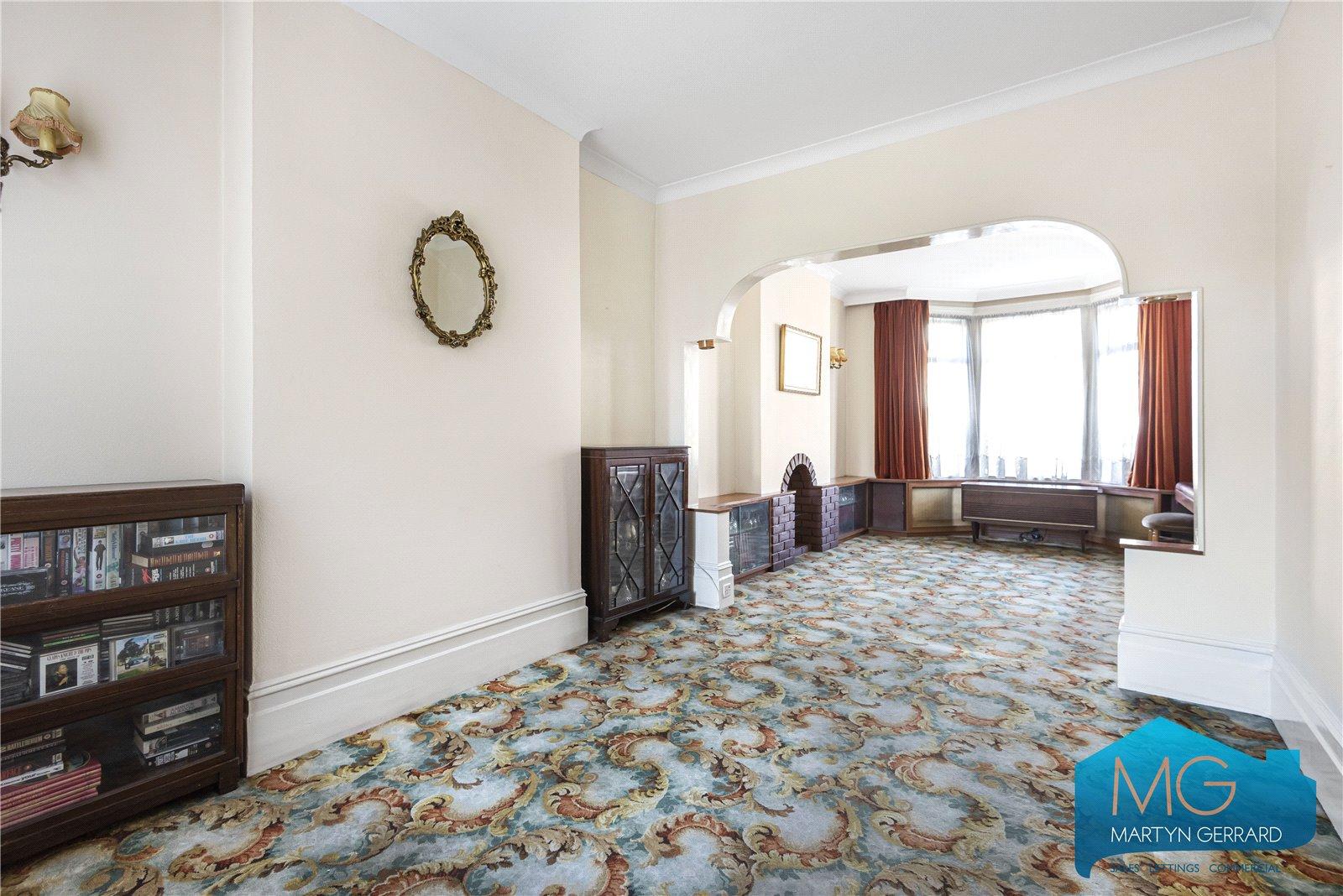 3 bedroom Semi-Detached House for sale - Martyn Gerrard