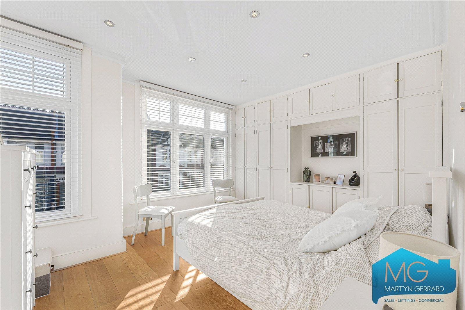 4 bedroom Semi-Detached House for sale - Martyn Gerrard