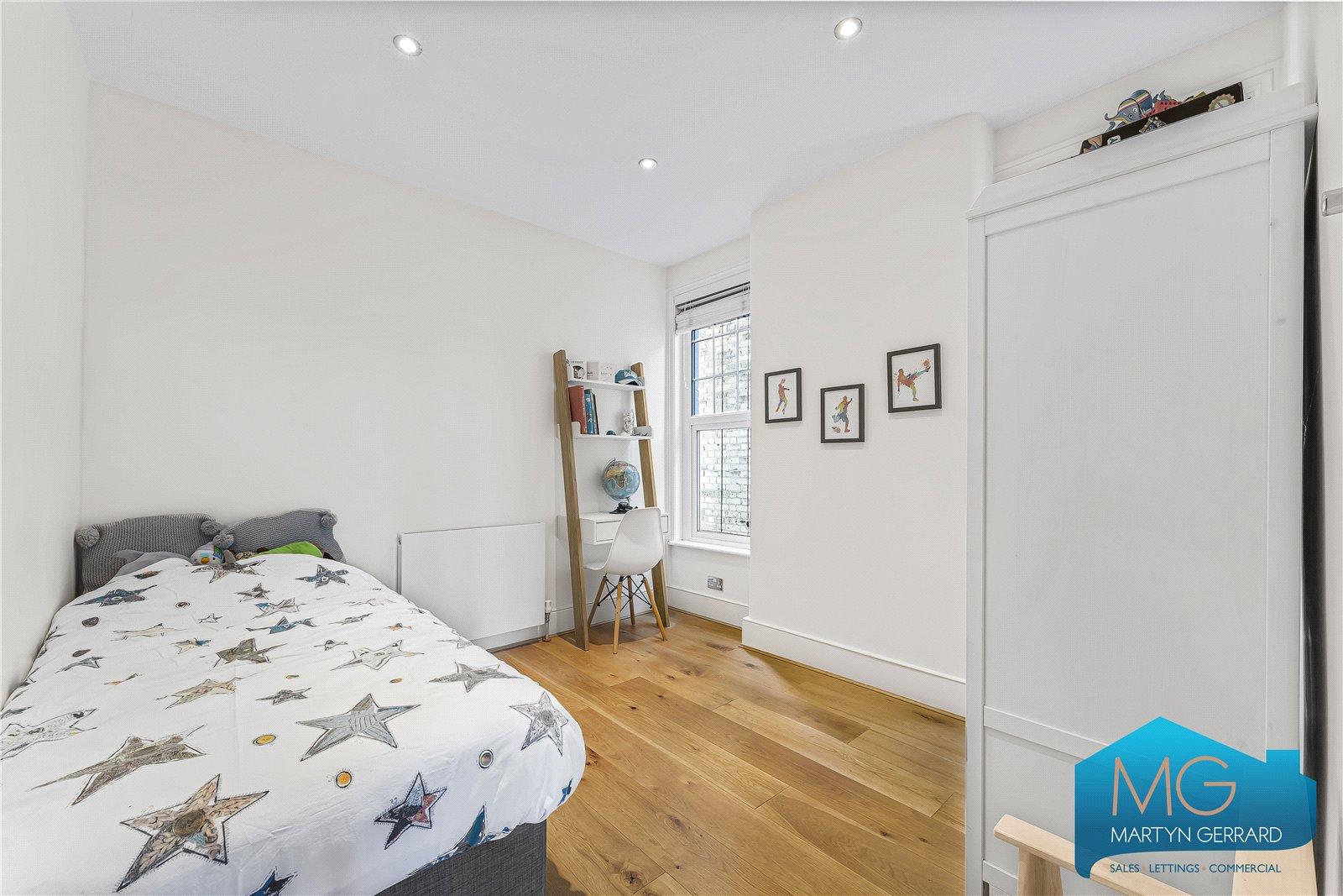 4 bedroom Semi-Detached House for sale - Martyn Gerrard