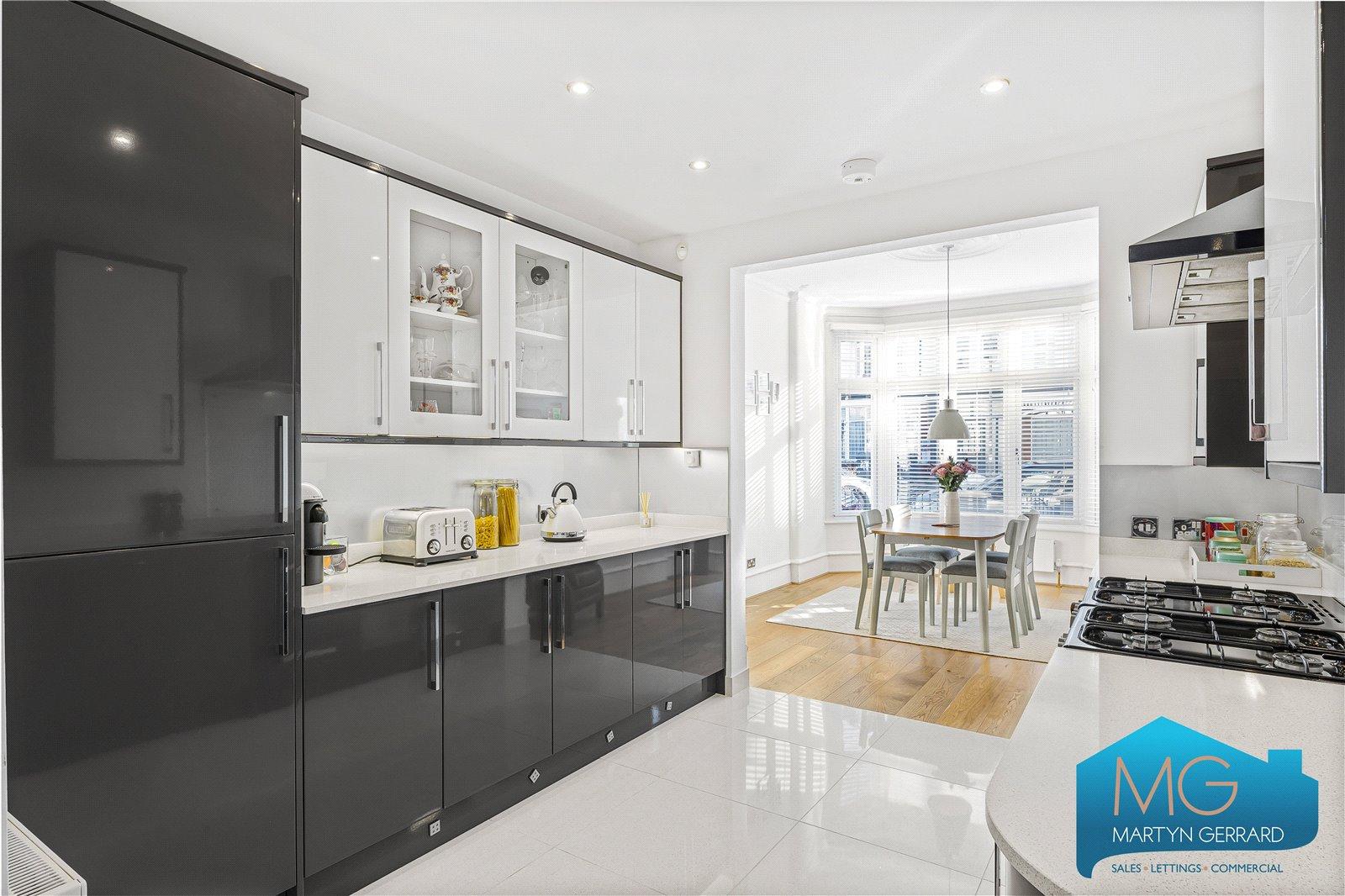 4 bedroom Semi-Detached House for sale - Martyn Gerrard
