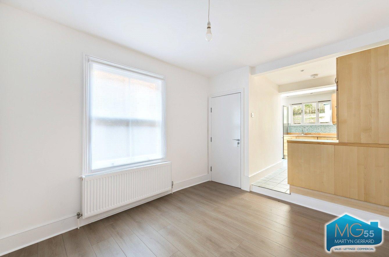 4 bedroom Terraced House to rent - Martyn Gerrard