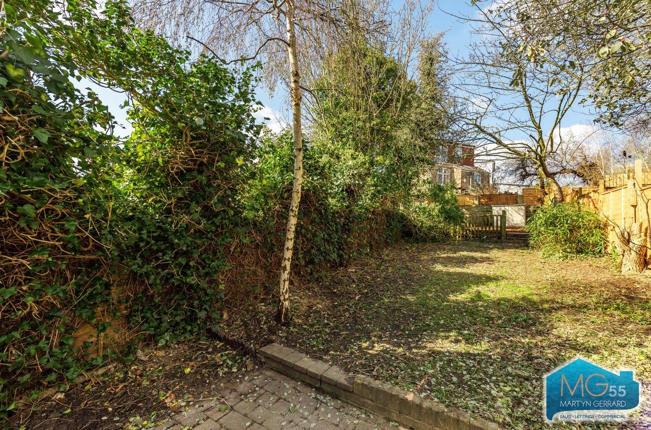 4 bedroom Terraced House to rent - Martyn Gerrard