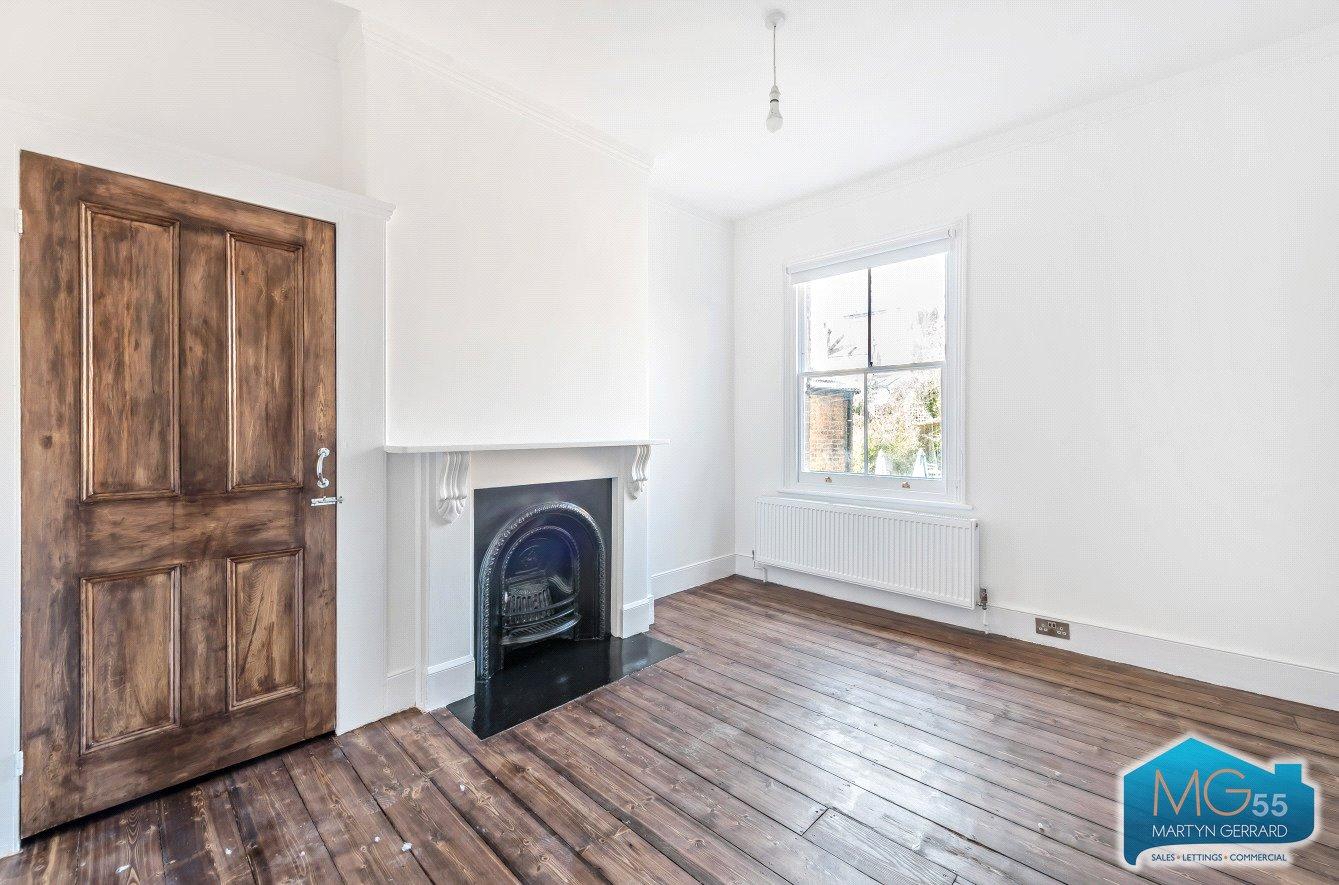 4 bedroom Terraced House to rent - Martyn Gerrard