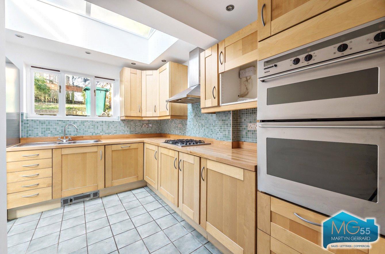 4 bedroom Terraced House to rent - Martyn Gerrard
