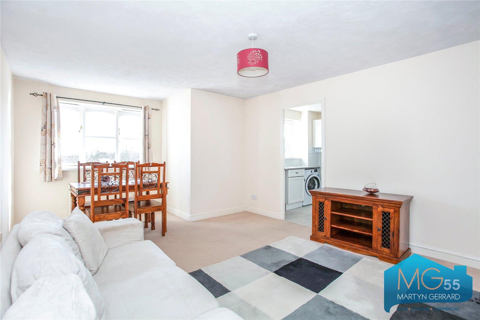 2 bedroom Apartment to rent - Martyn Gerrard
