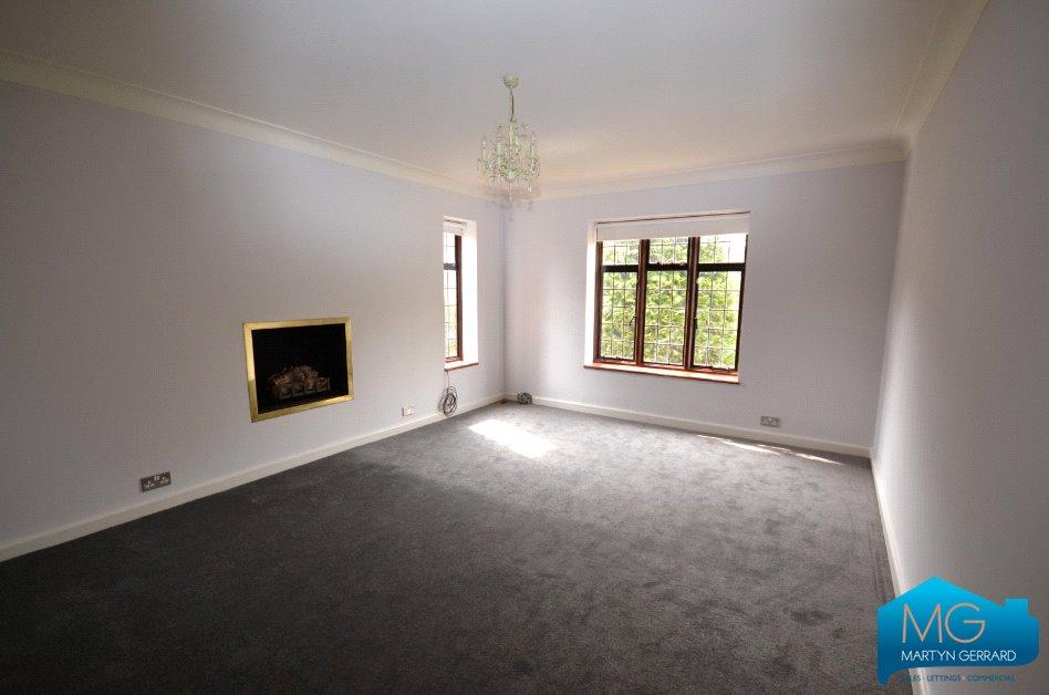 3 bedroom Maisonette to rent - Martyn Gerrard