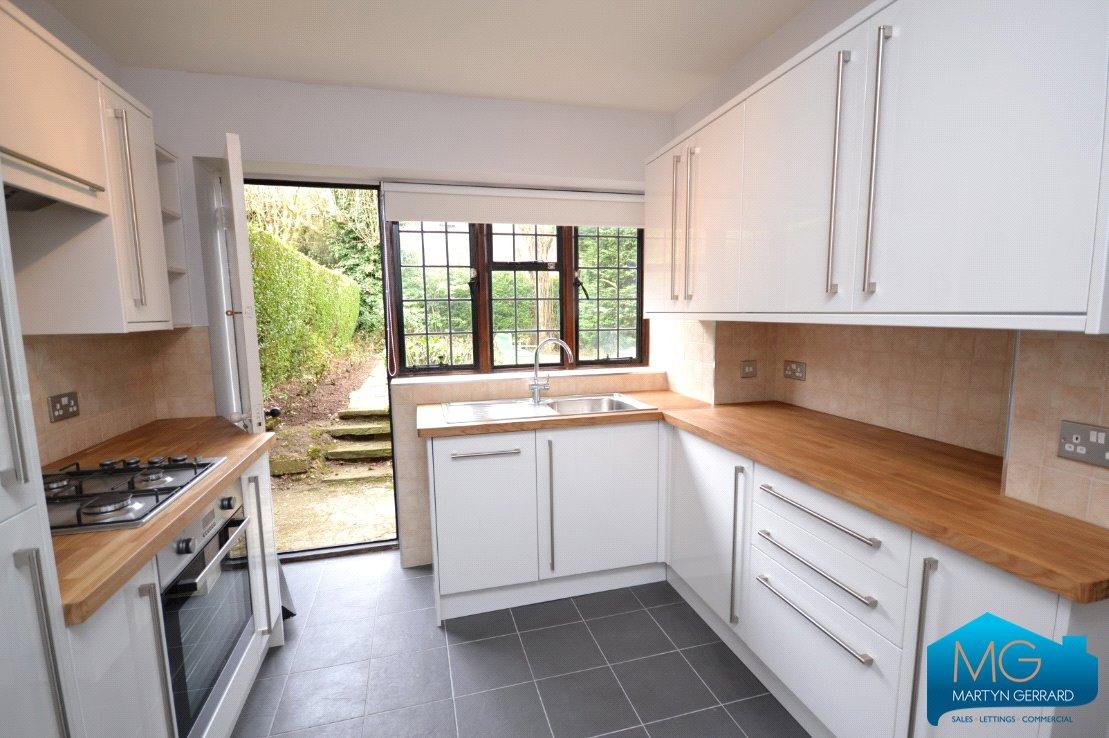 3 bedroom Maisonette to rent - Martyn Gerrard