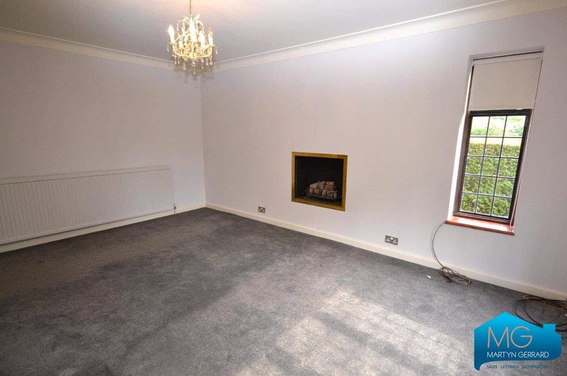 3 bedroom Maisonette to rent - Martyn Gerrard