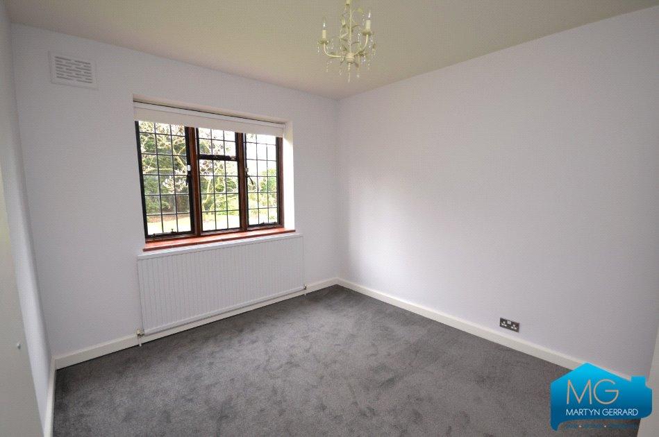 3 bedroom Maisonette to rent - Martyn Gerrard