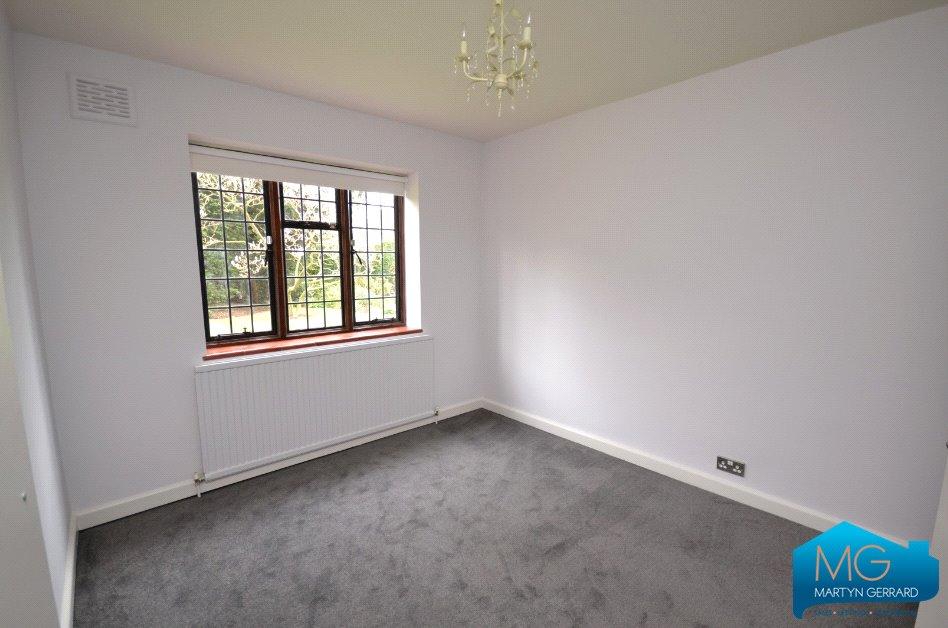 3 bedroom Maisonette to rent - Martyn Gerrard