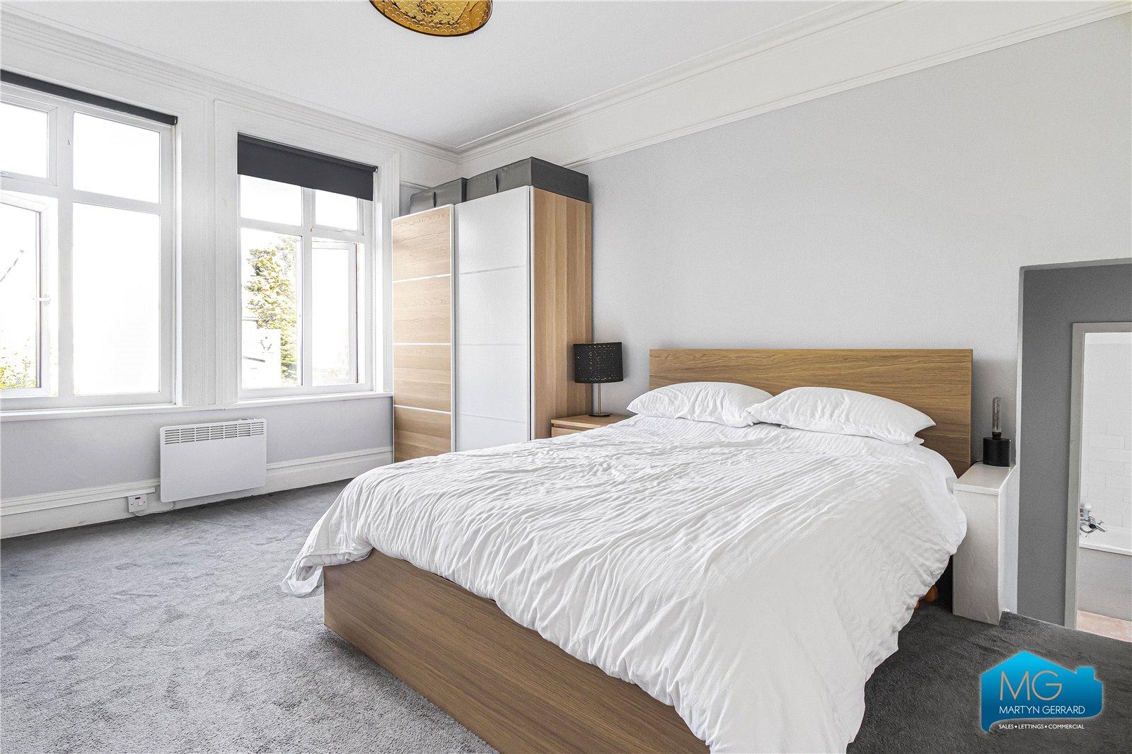 Apartment to rent - Martyn Gerrard