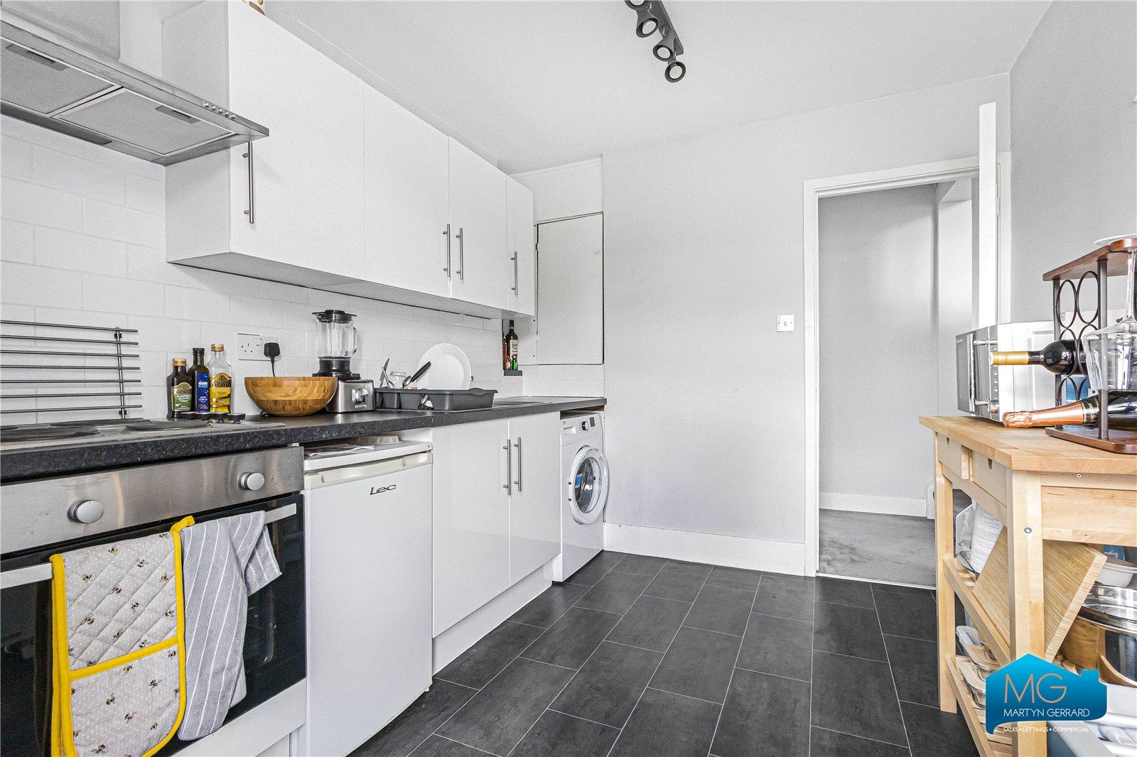 Apartment to rent - Martyn Gerrard