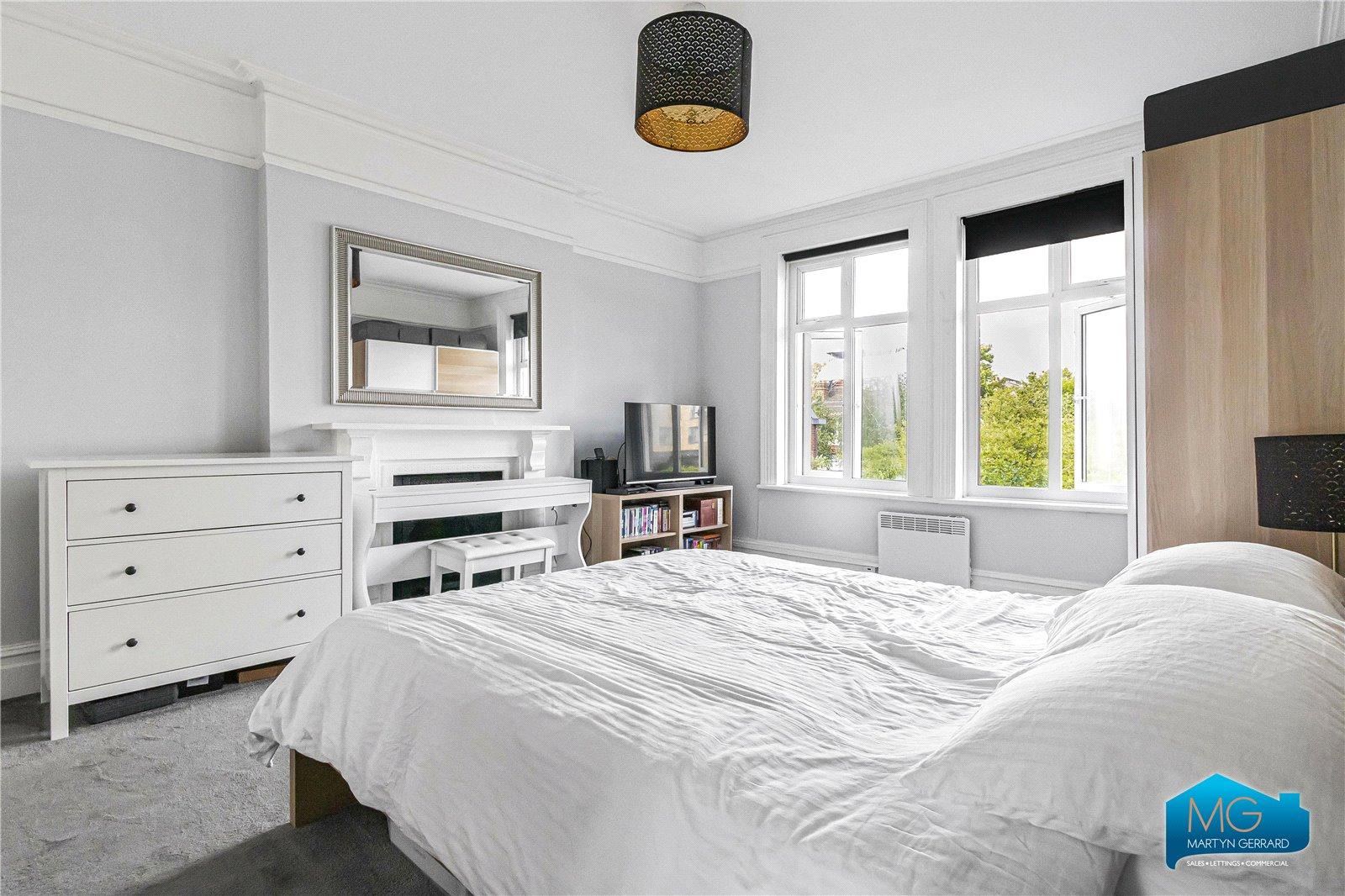 Apartment to rent - Martyn Gerrard