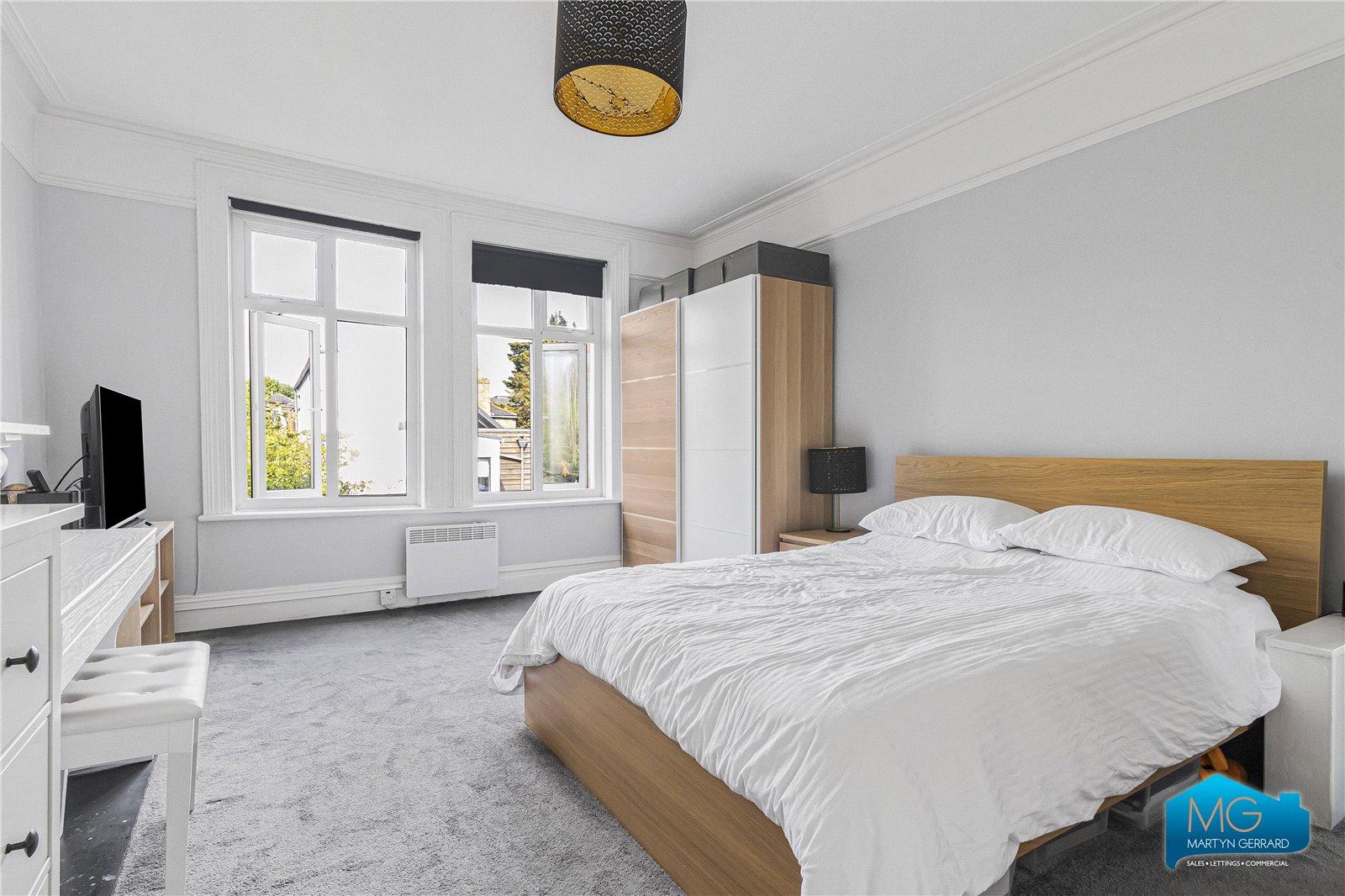 Apartment to rent - Martyn Gerrard