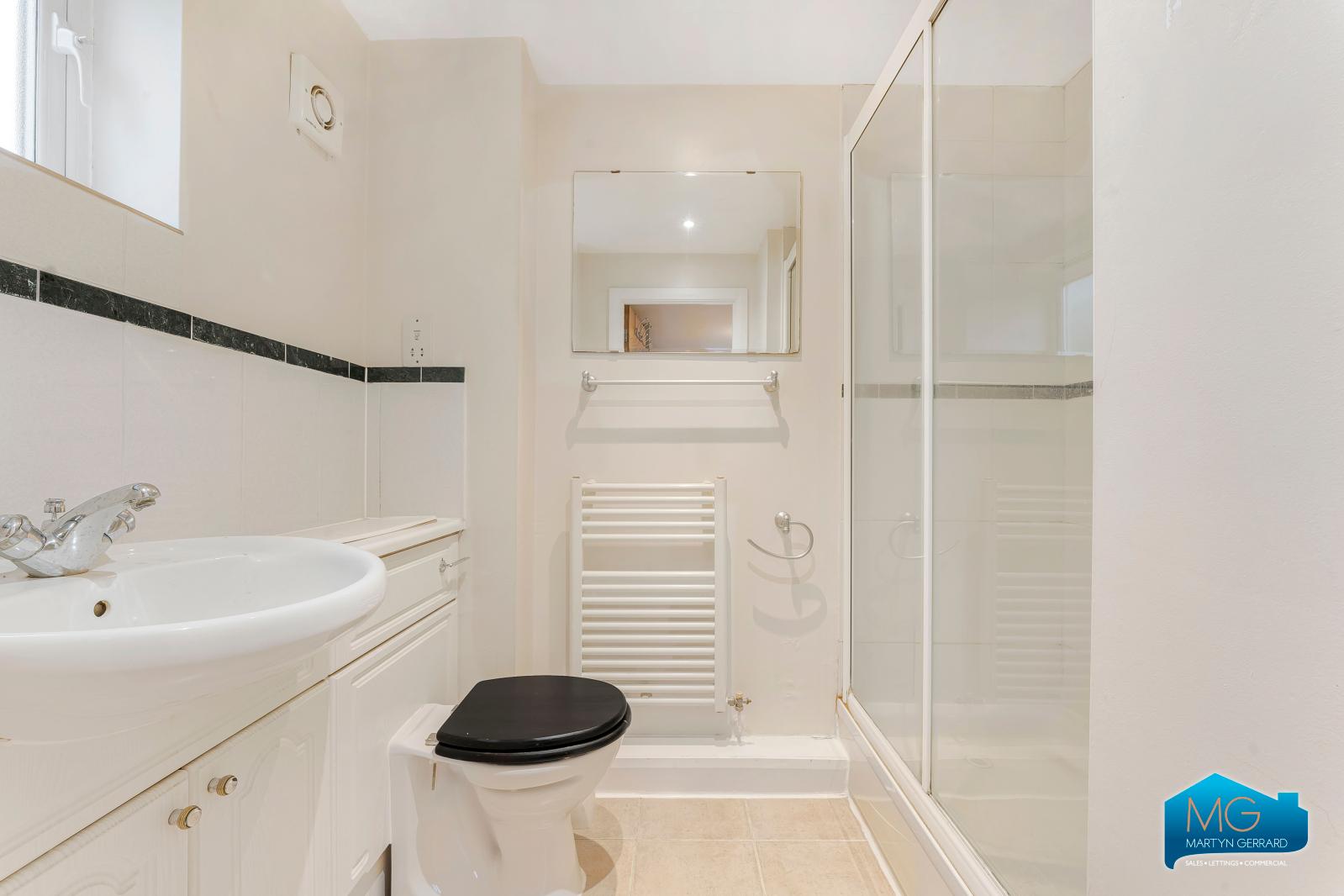 2 bedroom Apartment to rent - Martyn Gerrard