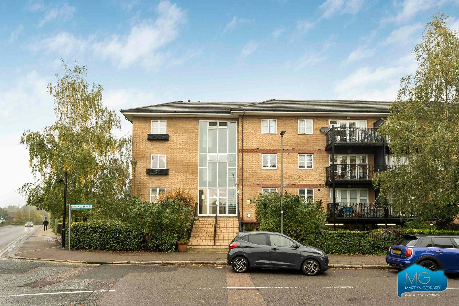 2 bedroom Apartment to rent - Martyn Gerrard