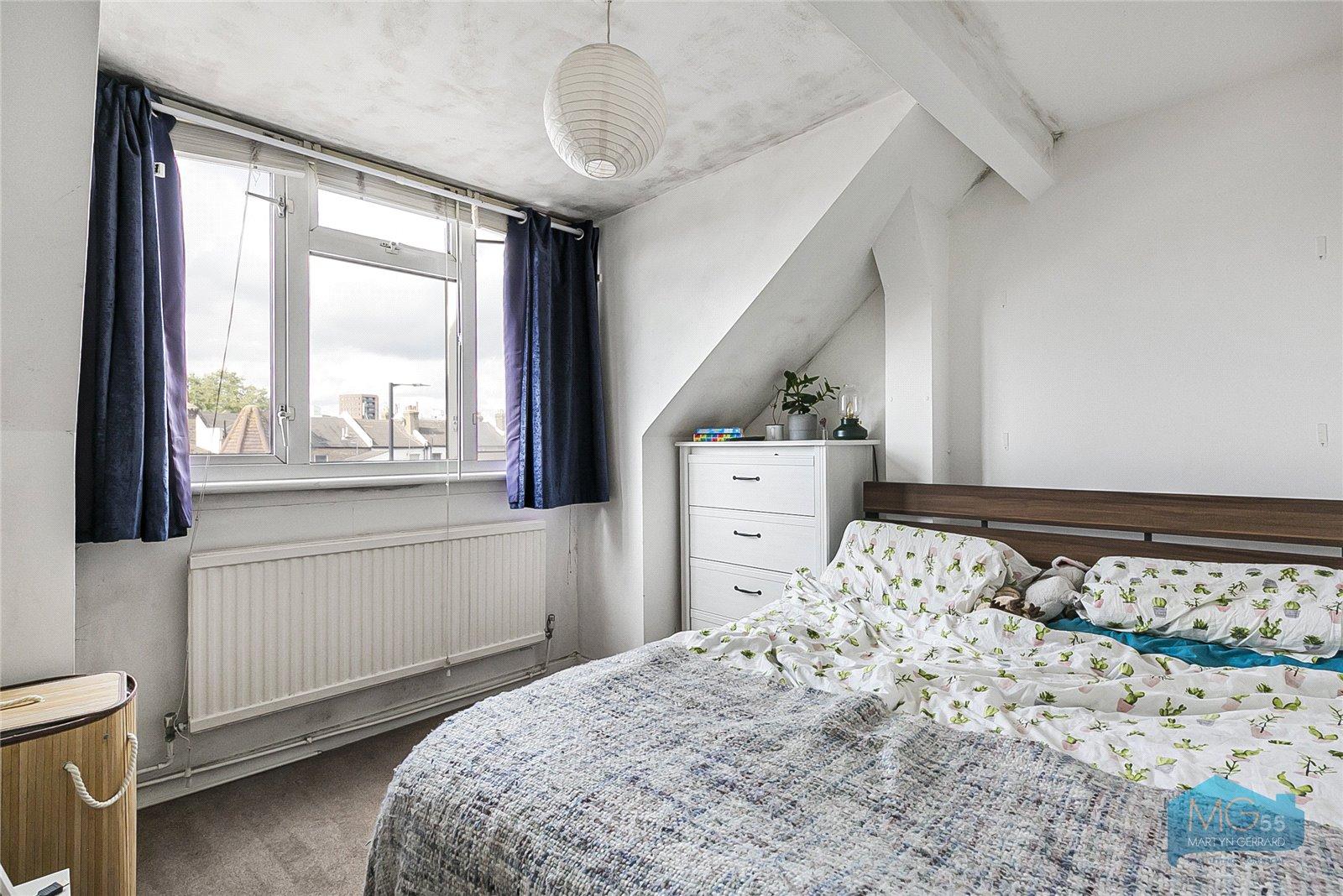 1 bedroom Apartment to rent - Martyn Gerrard