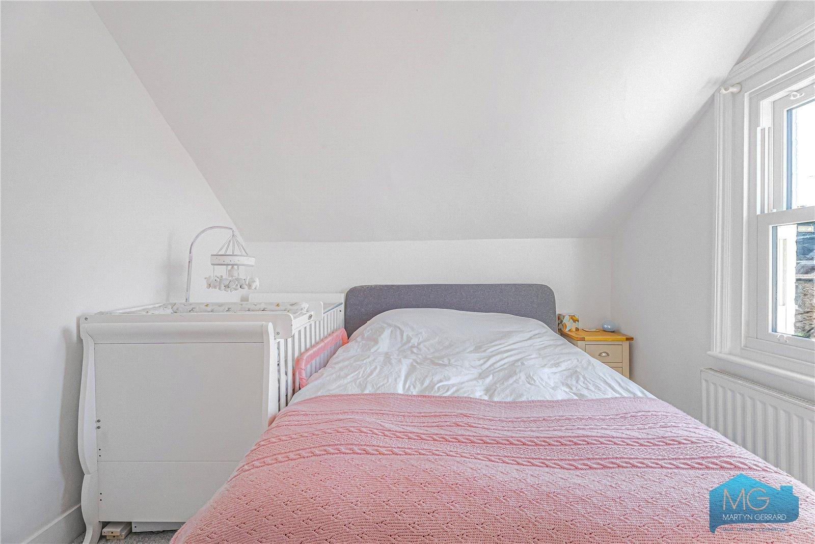 5 bedroom Terraced House to rent - Martyn Gerrard