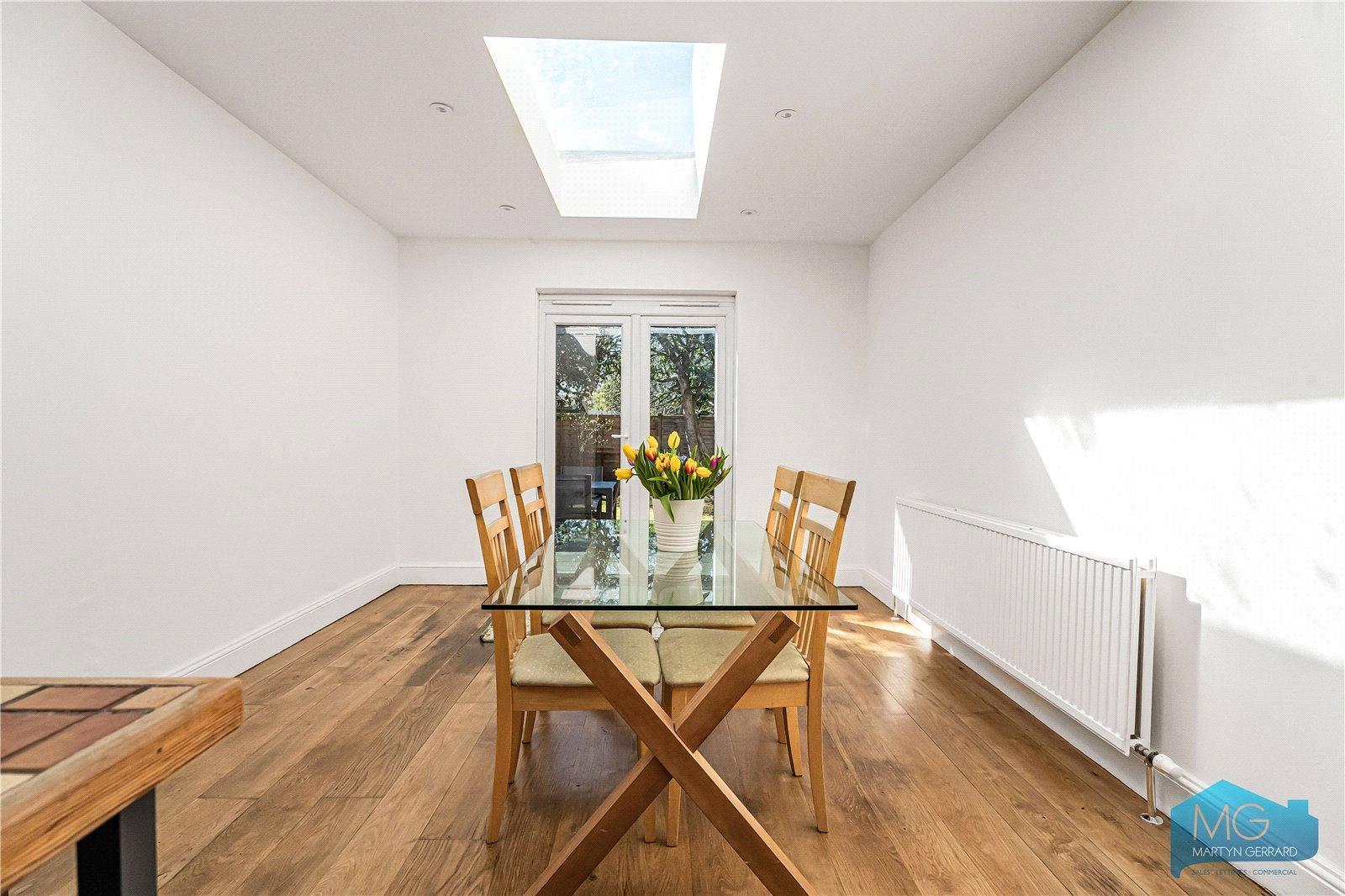 5 bedroom Terraced House to rent - Martyn Gerrard