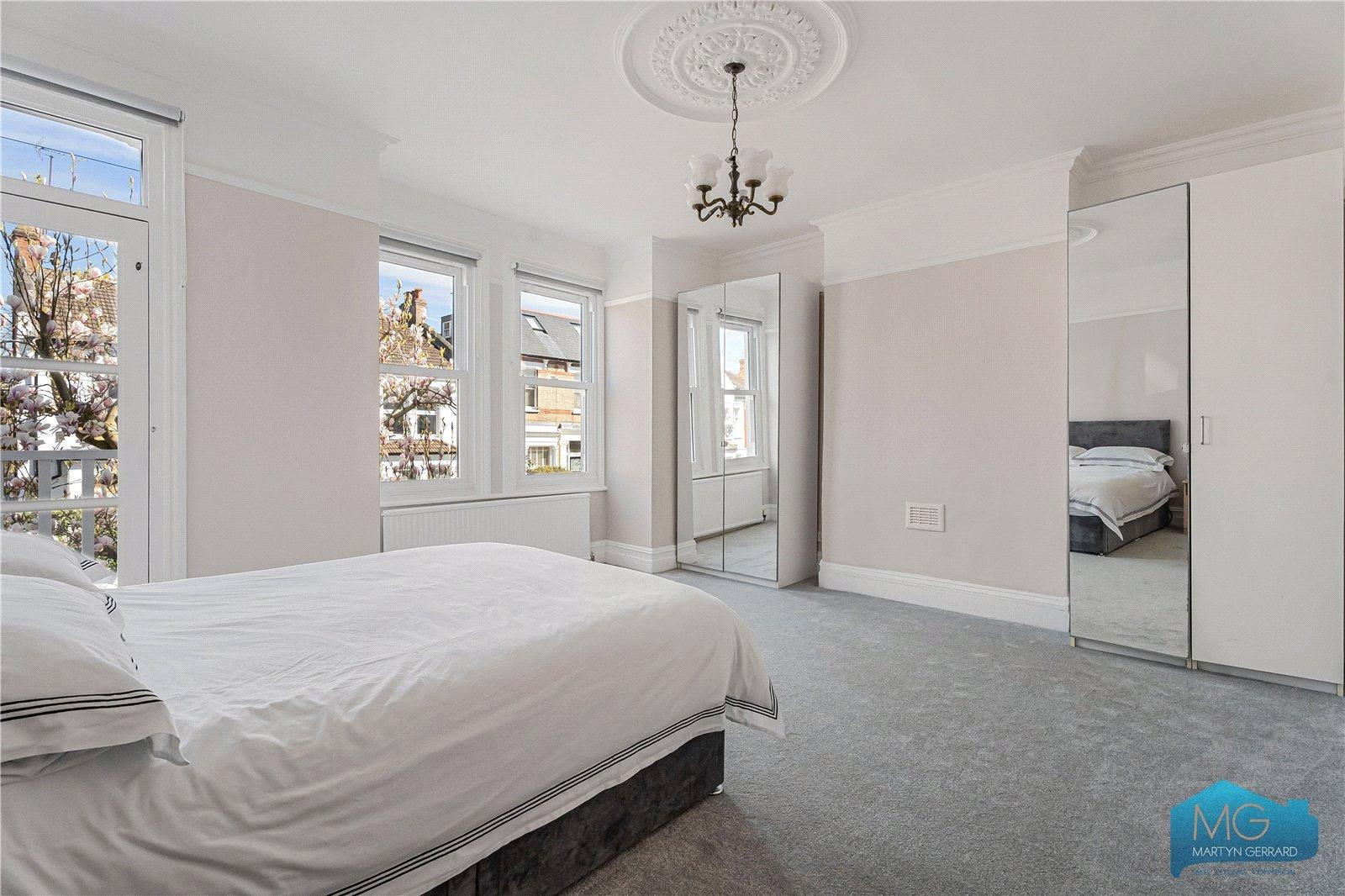 5 bedroom Terraced House to rent - Martyn Gerrard