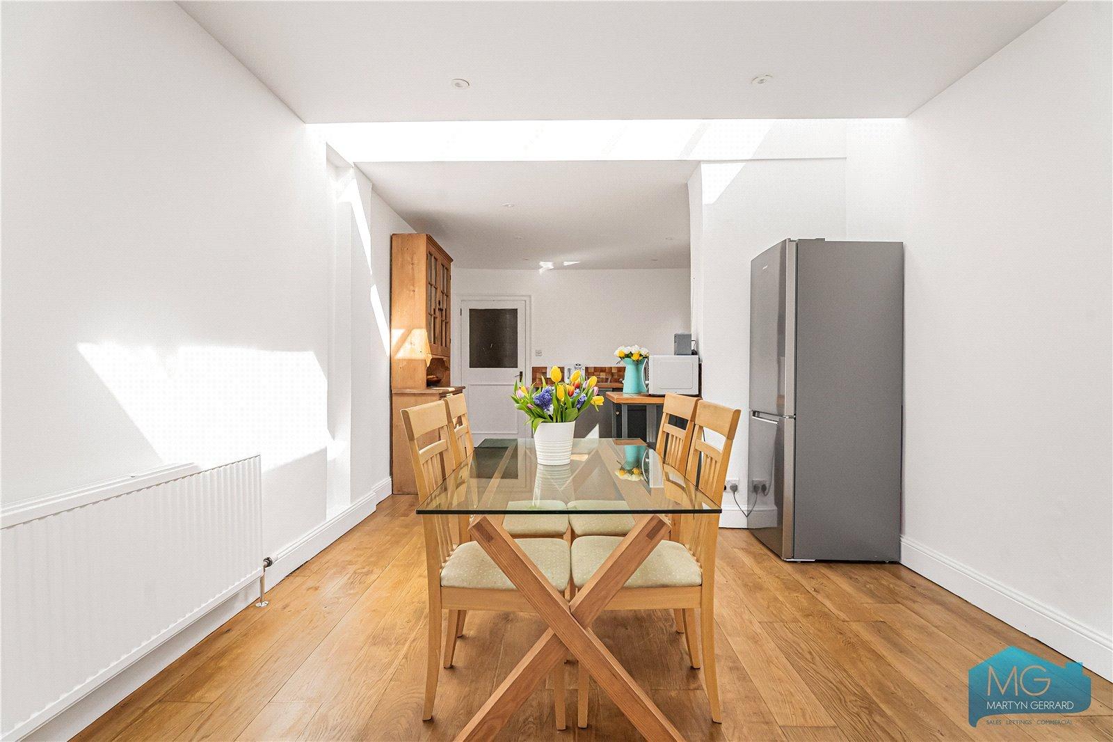 5 bedroom Terraced House to rent - Martyn Gerrard