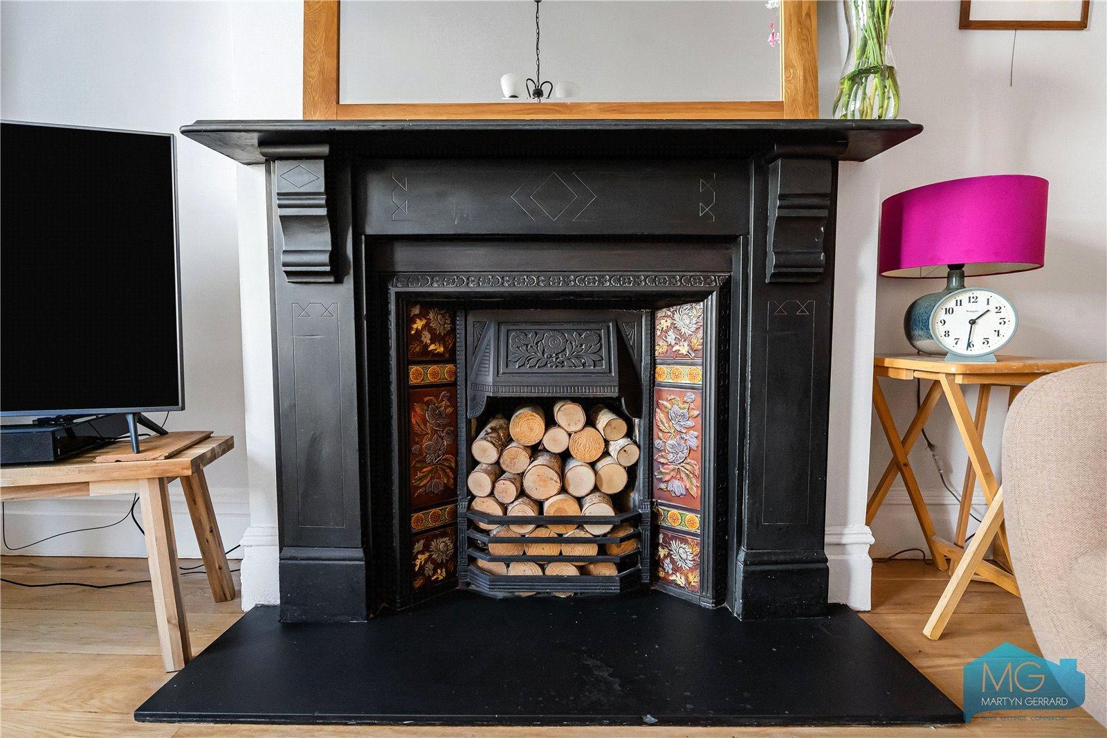 5 bedroom Terraced House to rent - Martyn Gerrard