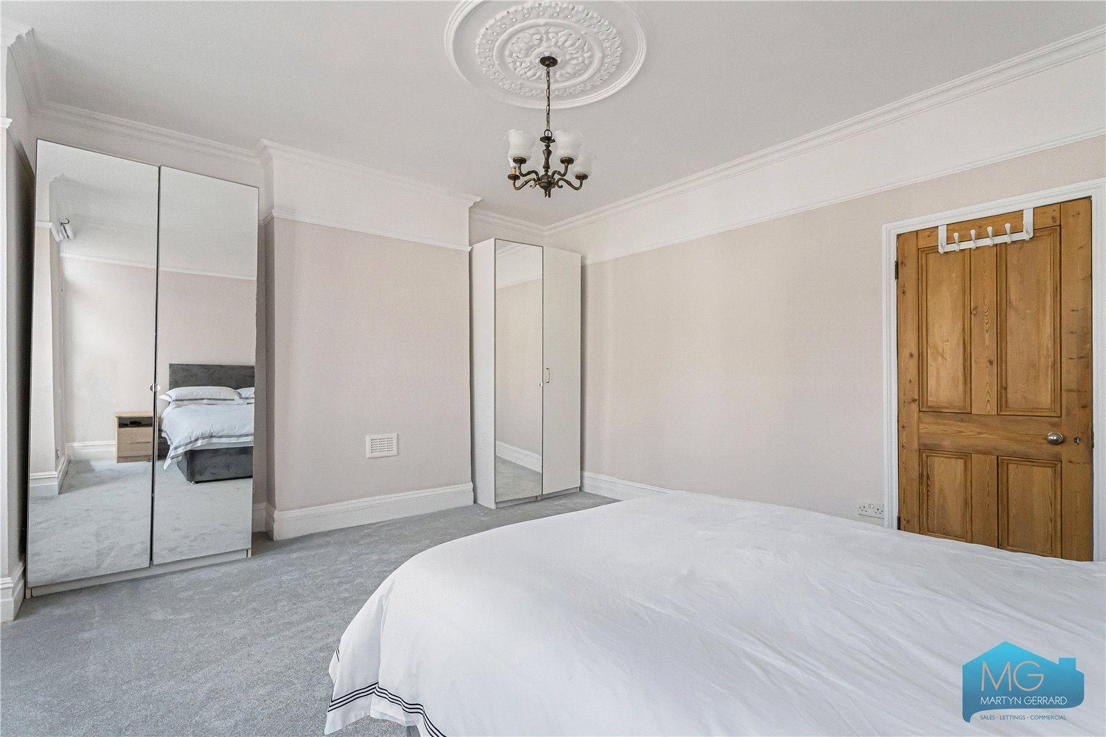 5 bedroom Terraced House to rent - Martyn Gerrard